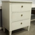 858 4060 CHEST OF DRAWERS